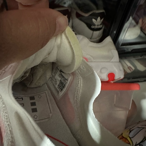 Nike size 7. Never worn - Picture 5 of 5